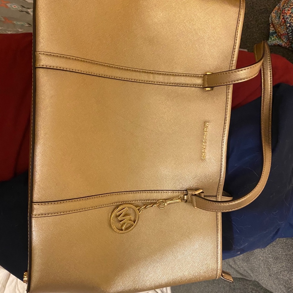 Michael kors purse